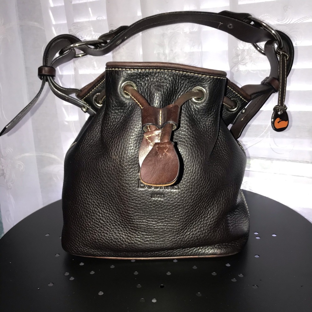 Dooney & Bourke bucket shoulder bag with dust bag